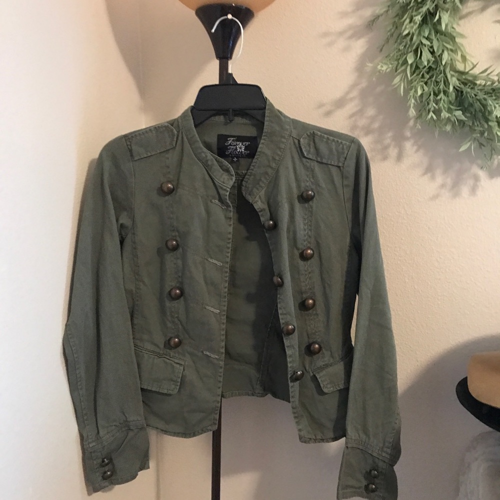 Women’s Jacket - Picture 2 of 2